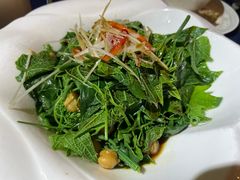 -伊带伊路新疆美食府(呼家楼店)