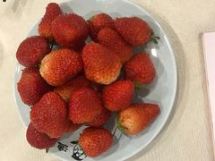 草莓（赠送）-渔娘渔家丹东海鲜(东直门店)