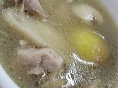 新鲜无花果浸鸡-银峰农庄·特色烧鸡·鲜无花果浸鸡