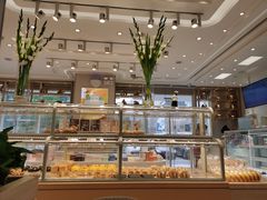 面包甜点陈列柜-好利来(亦庄国融店)