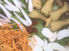 -阿婆情腊排骨火锅(金虹路店)