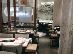 -三人行骨头王火锅(长寿店)