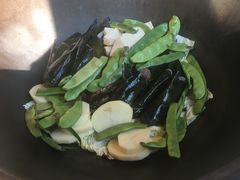 油豆角-荣德灶台鱼(圣泉寺店)