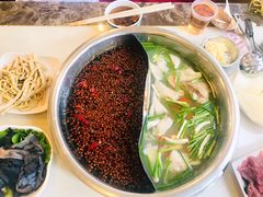 -朱氏胖子烂火锅(洪崖洞店)