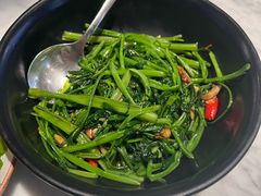 -Kub Kao Kub Pla (Terminal21)