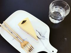 -UNI UNI(环亚凯瑟琳店)