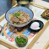 那必定首选日料，和朋友走走逛逛就来到了天下丼屋