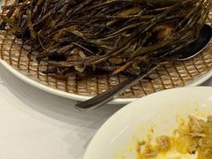 葱烤鸦片鱼头-新吉士·上海菜(浦东LCM置汇旭辉店)