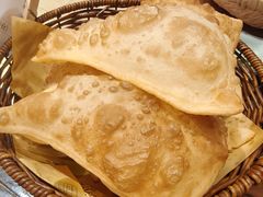 婆姨炸油香-百花人家(门城水岸店)