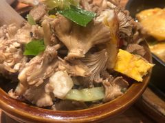 彝族手撕美人椒拌牛肉-云海肴·汽锅鸡·云南菜(广安门天虹店)