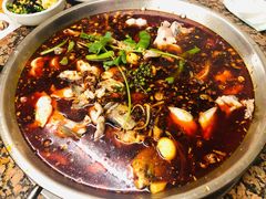 -小饕荟雅安贡椒鱼鲜馆(广福桥店)
