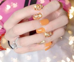 -沫儿·美甲美睫·半永久·皮肤管理