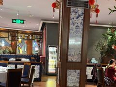 -八府香鸭·啫啫煲(华山路店)