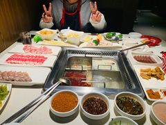 -海底捞火锅鲜切牛肉主题店(长寿路店)