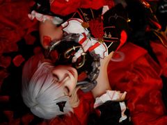 -米游妙妙屋cosplay换装自拍摄影体验馆