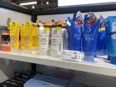 -唯品会(北京国瑞城店)