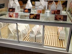 面包甜点陈列柜-爸爸糖吐司面包(重庆解放碑英利大融城店)