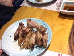 烤香辣鸡中翅-唯成•韩国炭火烤肉 유성고기