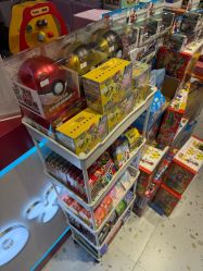 -逝水玩具折扣店