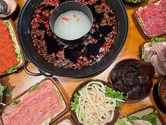 -壹兆圆重庆火锅手工炒底料(长白格林玫瑰湾店)