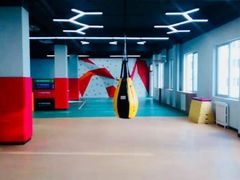 -悦动体能篮球羽毛球网球(三里河店)