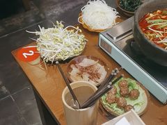 -黔有有贵州酸汤夺夺粉火锅(五味十字店)