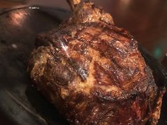 -恰餐厅及酒吧 CHAR Bar & Grill (北京丽都皇冠假日店)