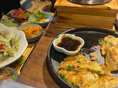 -明洞阿姨·韩式酱蟹烤肉·创意料理(三元桥店)