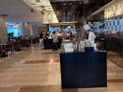 -圣丰索菲特·2 On 988 Café 自助餐厅