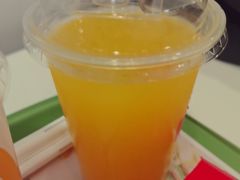 -麦当劳(上海虹桥站30B检票口楼上)
