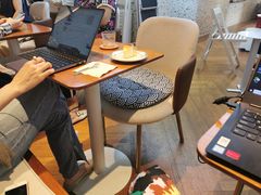 -Line 咖啡(石厦花园店)