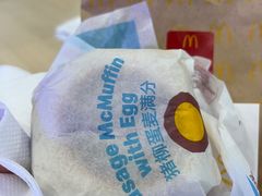 -麦当劳(上海虹桥站30B检票口楼上)