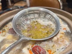 -邹开喜·小海鲜醉鸡煲·潮汕鲜切牛肉店(襄阳北路店)