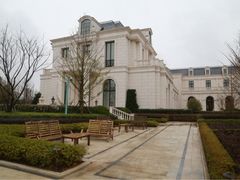 -上海玫瑰园度假酒店