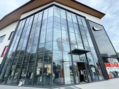 -NIKE 换季优惠店(上海青浦奥特莱斯)