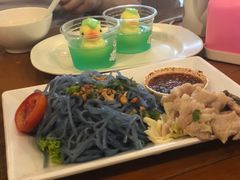 -蝶豆花蓝面条