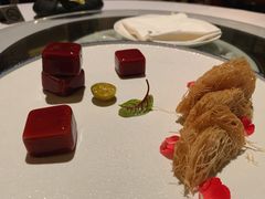红酒鹅肝葱油饼-广州富力丽思卡尔顿酒店·丽轩·粤菜