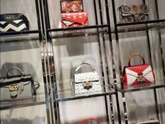 -Gucci(首创奥特莱斯店)
