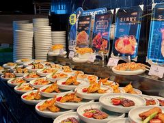 -雍容荟帝王蟹活龙虾展台自助(IFS黑金店)