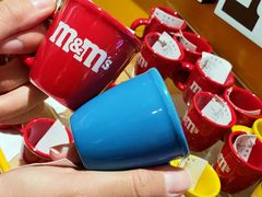 -m豆巧克力世界(上海世茂广场店)