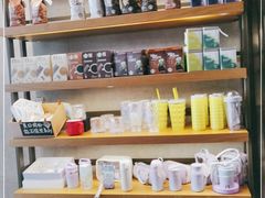 零售区-星巴克(深圳北站B5检票口)