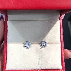 -威德钻石-克拉钻大本营(南京东路店)