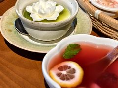 -包整·丝娃娃(甲秀楼景观店)