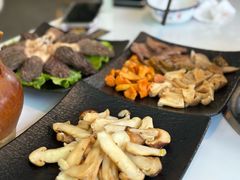 -蘑统田下·野生菌火锅