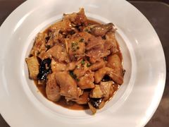 -艳阳天·非遗楚菜(武汉客厅店)