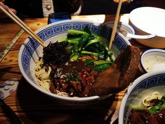 -沪西老弄堂面馆(定西路店)