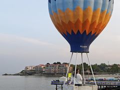 -北戴河碧螺塔海上酒吧公园