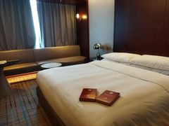 -上海龙之梦万丽酒店