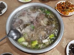 -黑竹沟新场牛肉火锅