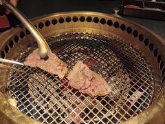 -铭牛烧肉·和牛海鲜自助(高新月牙湖店)
